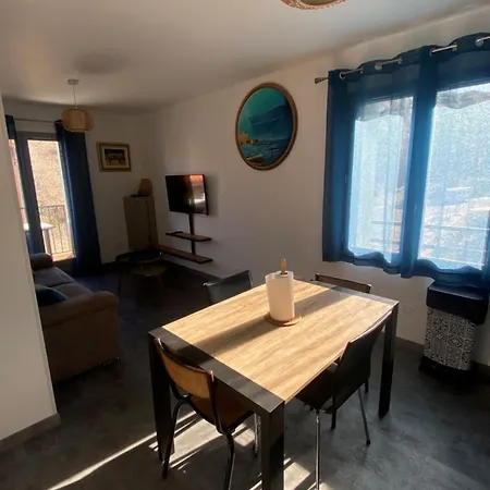 F2 A Avec Piscine Et Tennis Κολιούρ