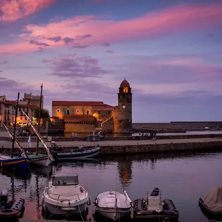 F2 à Avec Piscine Et Tennis * Collioure