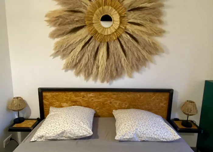 Appartement F2 à Avec Piscine Et Tennis Collioure